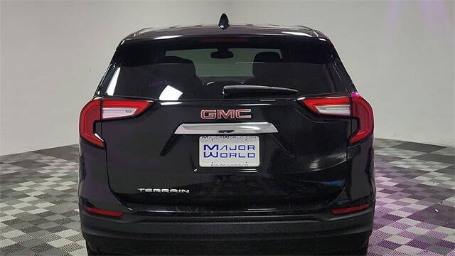 2024 GMC Terrain SLE