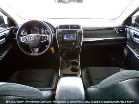 2017 Toyota Camry SE