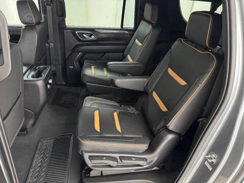 2023 GMC Yukon XL AT4