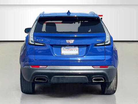 2022 Cadillac XT4 Premium Luxury