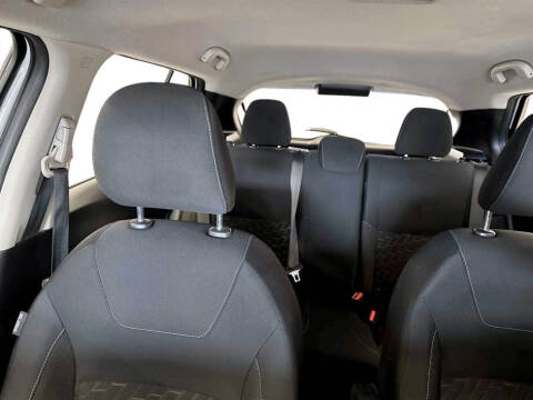 2022 Nissan Kicks S