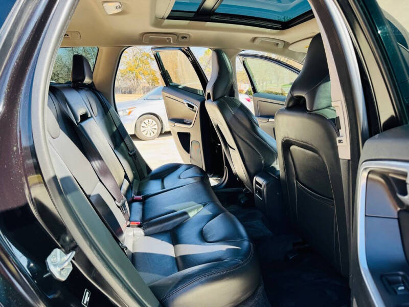 2017 Volvo XC60 T5 Dynamic