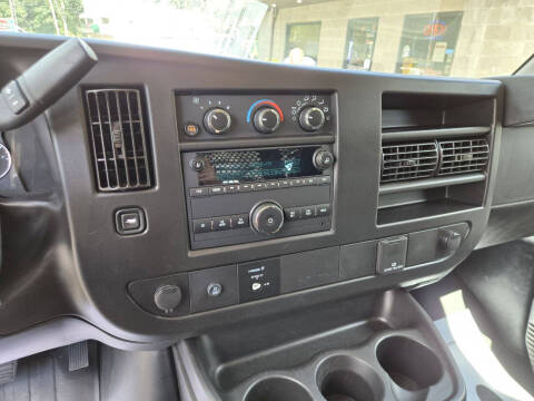 2023 GMC Savana 2500