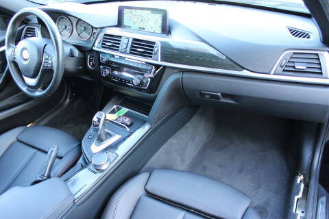 2017 BMW 3 Series 330i