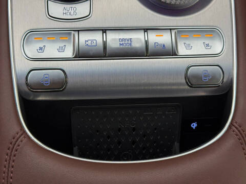 2024 Genesis G90 3.5T e-Supercharger