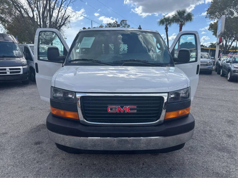 2023 GMC Savana 2500