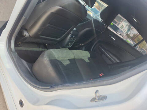 2013 Dodge Charger SE