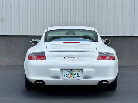 2004 Porsche 911 Carrera