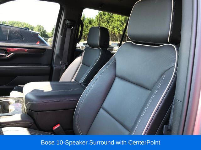 2025 GMC Yukon Elevation