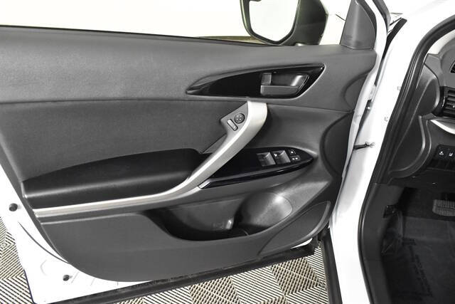 2024 Mitsubishi Eclipse Cross LE