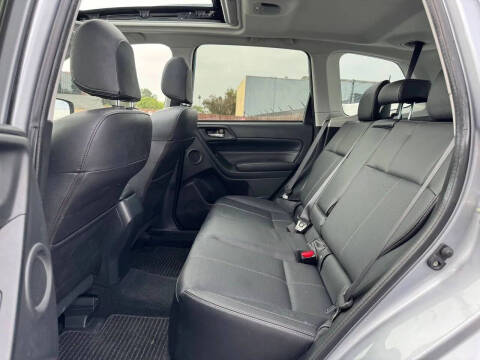 2017 Subaru Forester 2.5i Touring