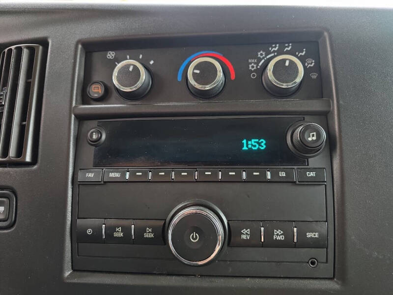 2021 Chevrolet Express 2500