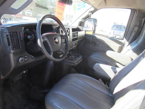 2020 Chevrolet Express 2500