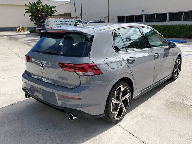 2026 Volkswagen Golf GTI SE