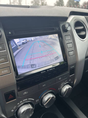 2014 Toyota Tundra SR5