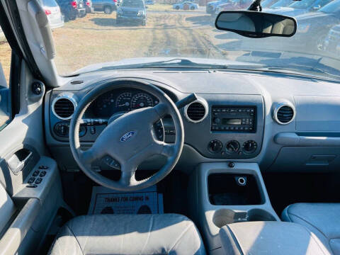 2004 Ford Expedition XLT