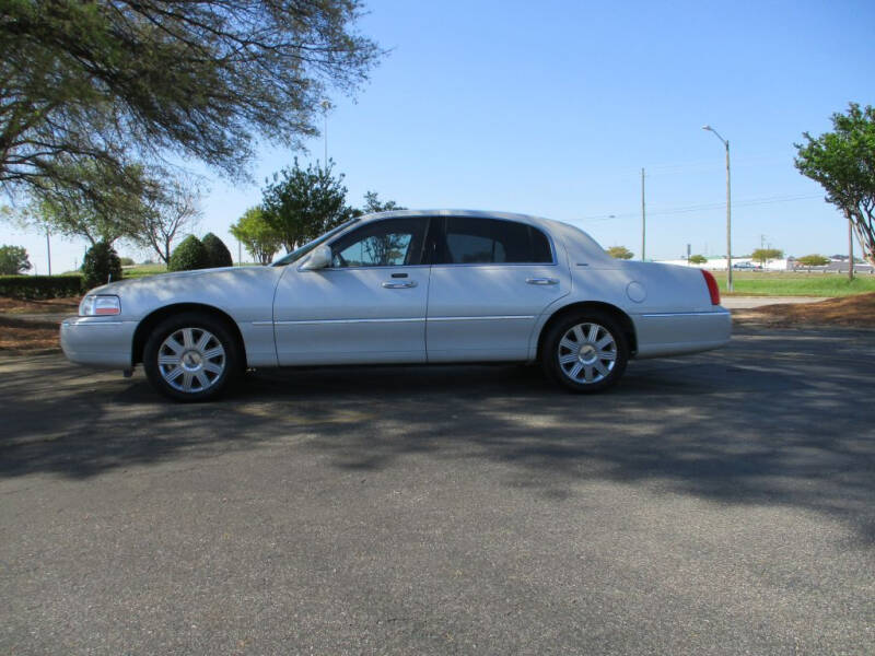 Lincoln Town Car For Sale In Alabama Carsforsale Com