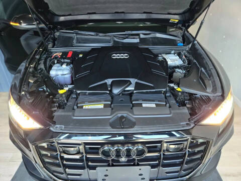 2020 Audi Q8 quattro Prestige 55 TFSI