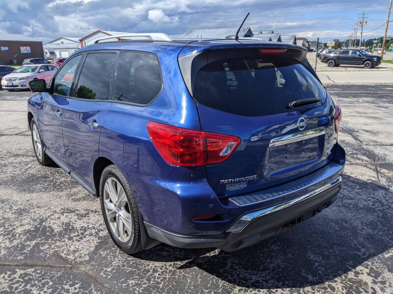 2018 Nissan Pathfinder Platinum