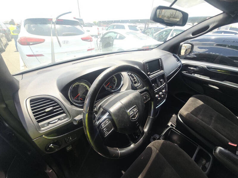 2017 Dodge Grand Caravan SE Plus