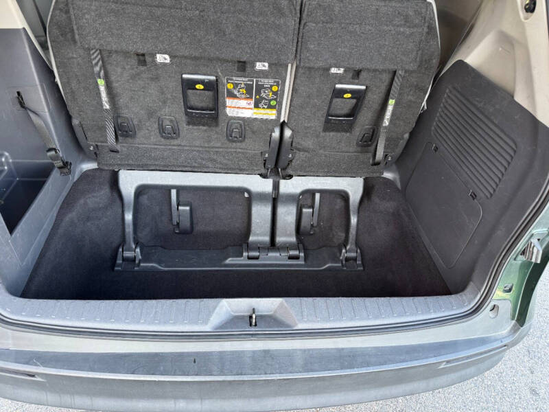 2024 Toyota Sienna LE 8-Passenger