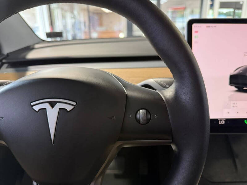 2023 Tesla Model Y Long Range
