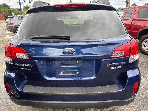 2011 Subaru Outback 2.5i Limited