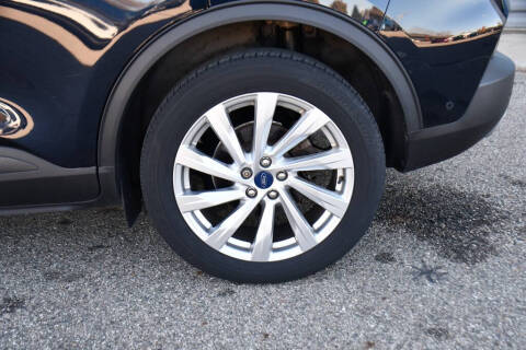 2021 Ford Escape Titanium