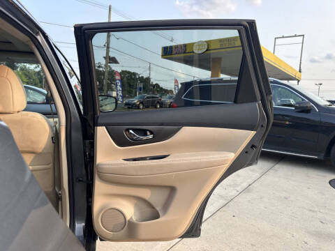 2015 Nissan Rogue SV