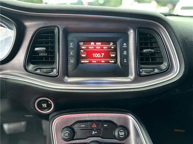 2016 Dodge Challenger SXT