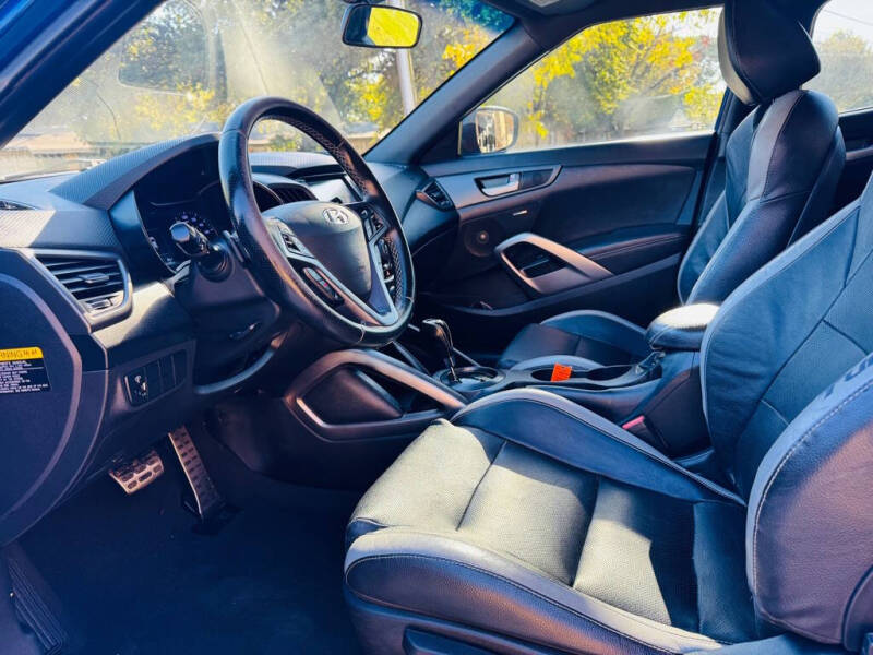 2017 Hyundai Veloster