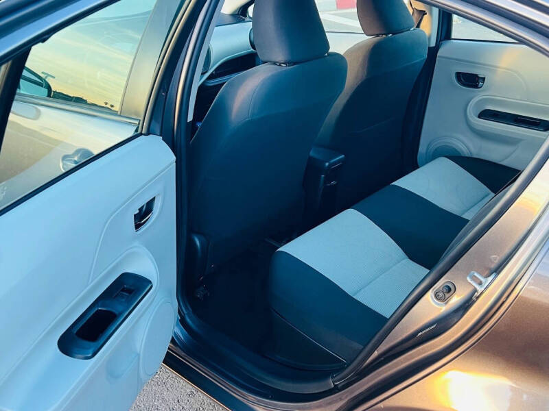 2012 Toyota Prius c One