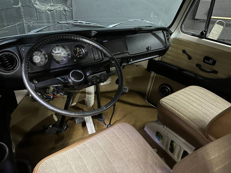 1973 Volkswagen Bus