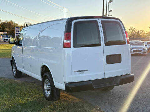 2017 Chevrolet Express 2500