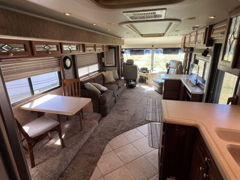 2002 Foretravel GV320 4010