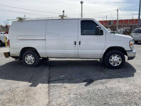 2010 Ford E-Series E-150