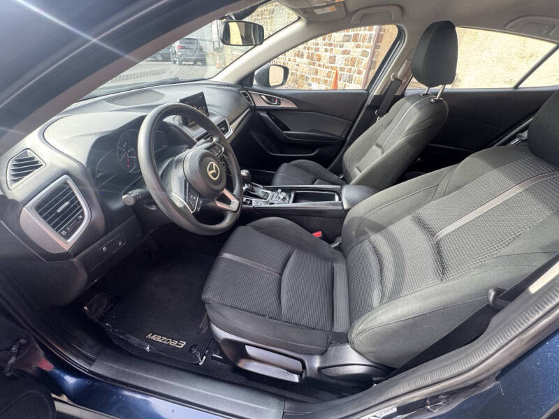 2017 Mazda MAZDA3 Sport