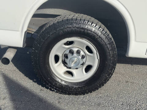 2017 Chevrolet Express 2500