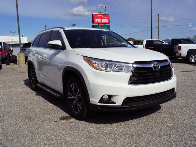 2016 Toyota Highlander for sale at Payday Motors in Wichita KS