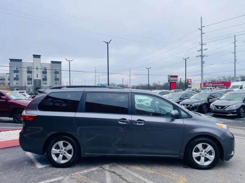 2015 Toyota Sienna