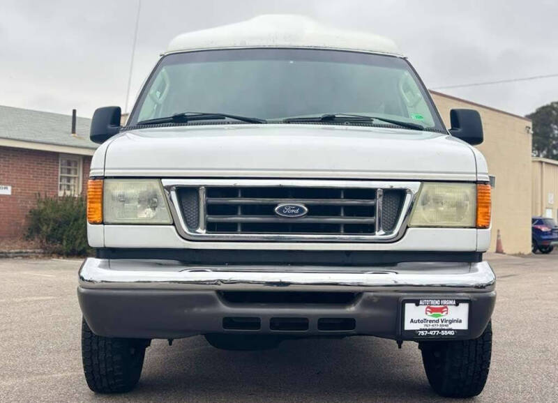 2005 Ford E-Series