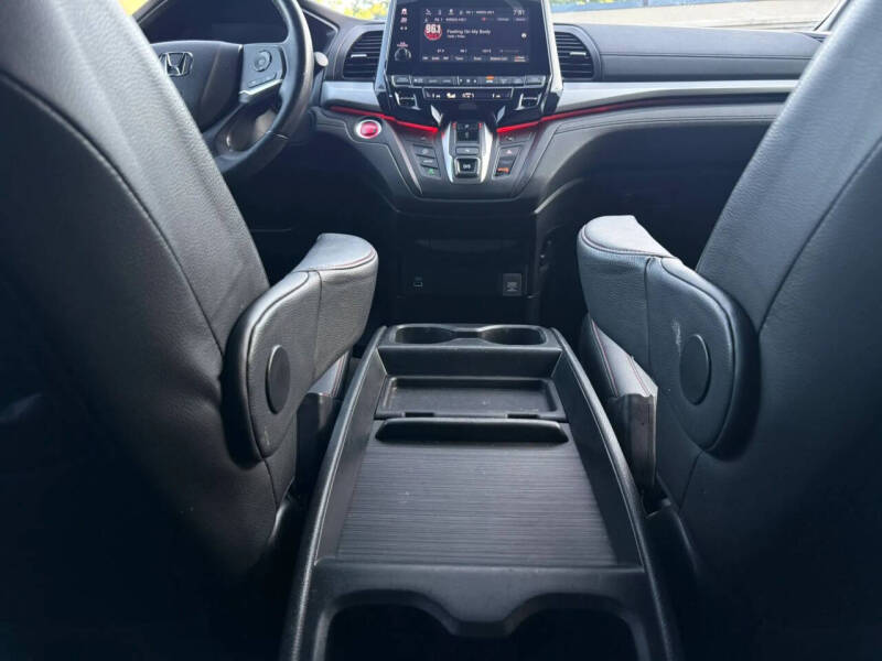 2023 Honda Odyssey Sport