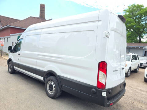 2023 Ford Transit 250