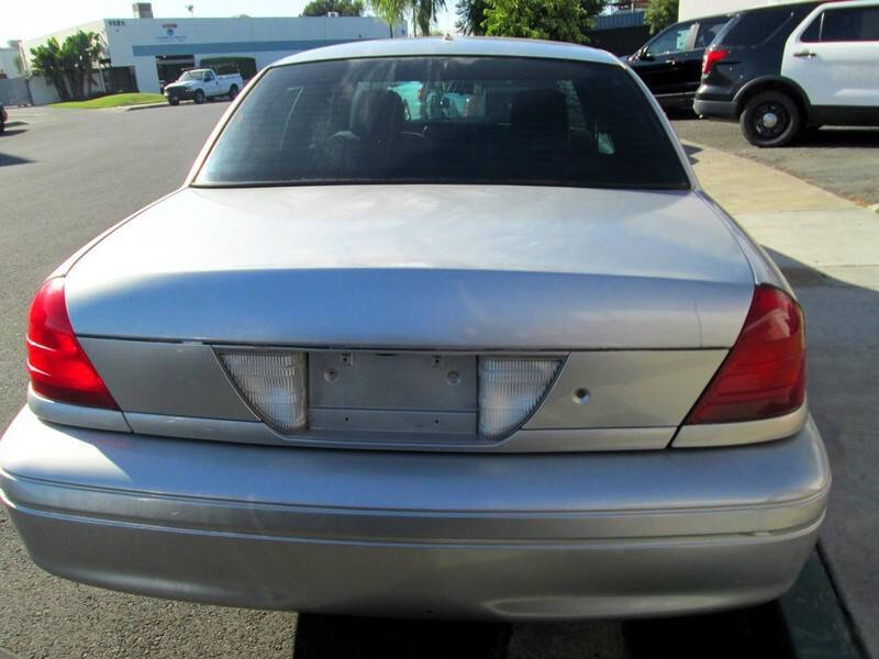 2010 Ford Crown Victoria