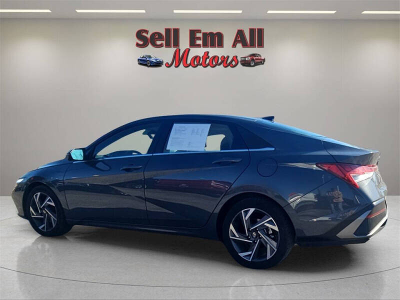 2024 Hyundai Elantra Limited