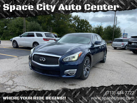 2015 Infiniti Q70 for sale at Space City Auto Center in Houston TX