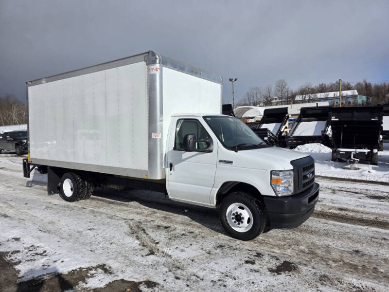 2023 Ford E-Series E-350 SD