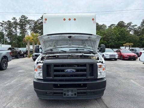 2024 Ford E-Series
