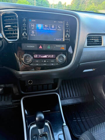 2018 Mitsubishi Outlander ES