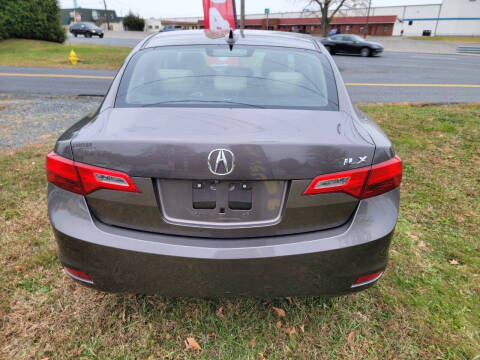 2014 Acura ILX 2.0L w/Tech